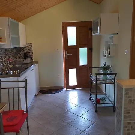 Studio-apartman-diana Appartement